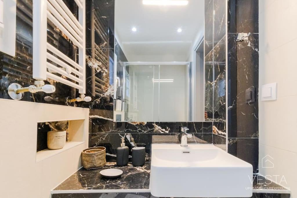 Theofilos Urban Apartment, Close To City Center Thessaloniki Exterior foto
