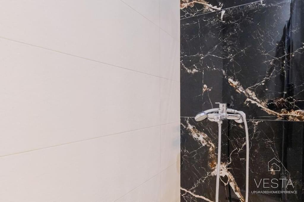 Theofilos Urban Apartment, Close To City Center Thessaloniki Exterior foto
